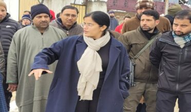 DC Kupwara inspects snow clearance work, availability of civic amenities