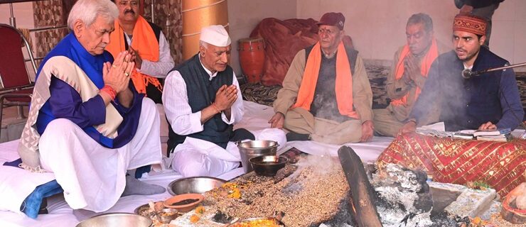 Lt Governor Sh Manoj Sinha paid obeisance at Shri Martand Temple, Paloura, Jammu