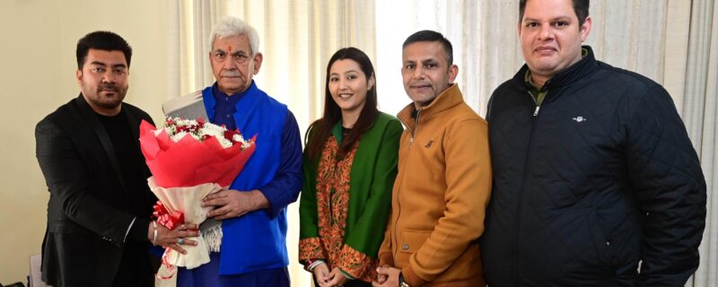 صدر جے کے این پی ایف تریکوٹہ نگر ٹریڈرس ایسوسی ایشن کے وفد نے لفٹینٹ گورنر سے ملاقات کی