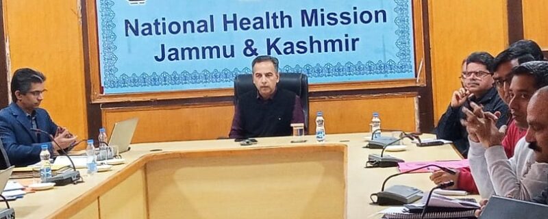 Nazim Zai reviews implementation of NTEP, adult BCG vaccination trial in J&K