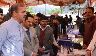 پرنسپل سیکرٹری فائنانس نے مغلہ راجوری میںعوامی رسائی کیمپ کی صدارت کی