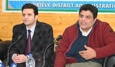 سیکرٹری وائی ایس ایس کا کولگام کا دورہ ، عوامی دربار کا انعقاد کیا عوامی مسائل سُنے