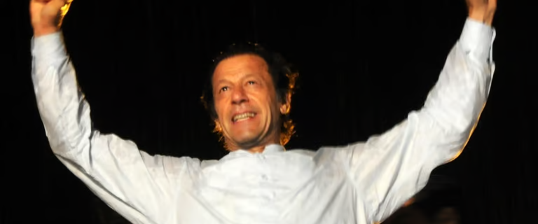 عمران نواز امیدوار اب سنی اتحاد کونسل میں ہوں گے شامل