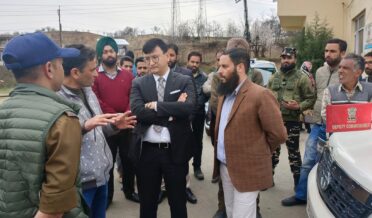 بارہمولہ میں سیکٹورل اور زونل مجسٹریٹوں کیلئے اِی وِی ایم اور وِی وِی پی اے ٹی ٹریننگ کا اِنعقاد