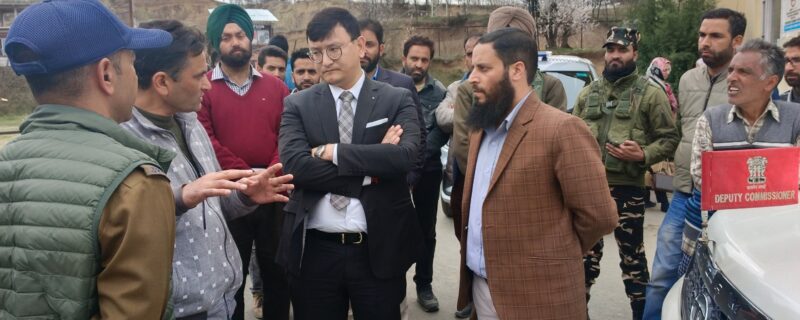 بارہمولہ میں سیکٹورل اور زونل مجسٹریٹوں کیلئے اِی وِی ایم اور وِی وِی پی اے ٹی ٹریننگ کا اِنعقاد