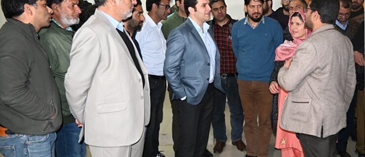 DEO Kulgam inspects Strong rooms, collection distribution centres