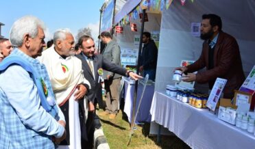 Lt Governor Sh Manoj Sinha and Union Minister Sh Parshottam Rupala inaugurated Technology Exhibition-cum-Seed Mela at SKUAST Kashmir
