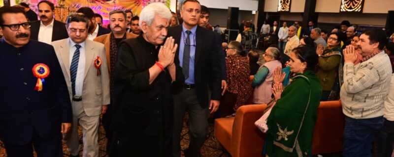 لیفٹنٹ گورنر نے جموں میں ’ ہیراتھ ملن سماروہ ‘ میں شرکت کی