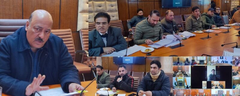 ٹیولپ گارڈن میںسیاحوں کو راغب کرنے کیلئے ٹیولپ کی نئی اَقسام پیش کی جائیں گی اور 17لاکھ ٹیولپ کھلنے والے ہیں۔ کمشنر سیکرٹری فلوری کلچر