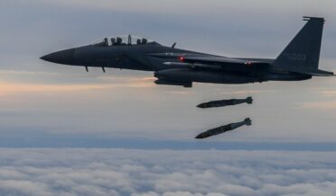 امریکا نے اسرائیل کو اربوں ڈالر کے بم اور لڑاکا طیارے بھیجنے کی منظوری دے دی