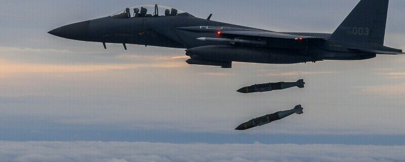 امریکا نے اسرائیل کو اربوں ڈالر کے بم اور لڑاکا طیارے بھیجنے کی منظوری دے دی