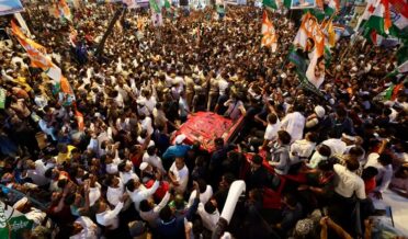 ہندوستان میں لڑائی ’دھاراوی‘ اور ’اڈانی‘ کے درمیان ہے، ’بھارت جوڑو نیائے یاترا‘ کے آخری دن راہل کا خطاب