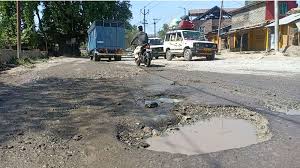 The condition of Yand Pahalgam road is very bad
