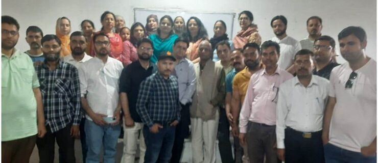 گورنمنٹ گرلز ہائیر سکینڈری سکول بھدرواہ میں ایک روزہ ٹیچرز ٹریننگ ورکشاپ کا اِنعقاد