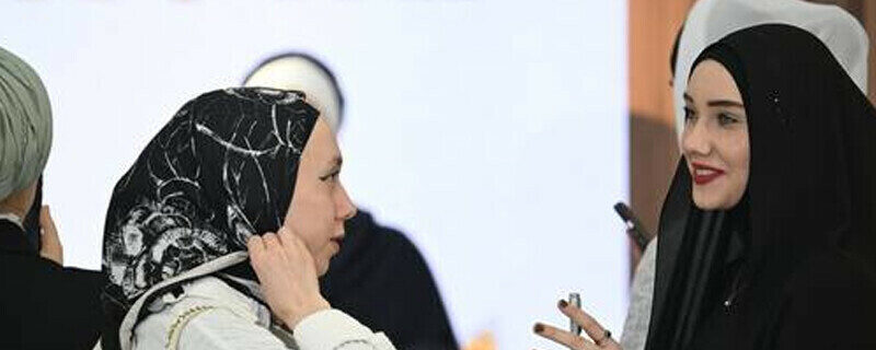 روس: خواتین کو شہریت کی درخواست میں باحجاب تصویر کی اجازت دے دی گئی