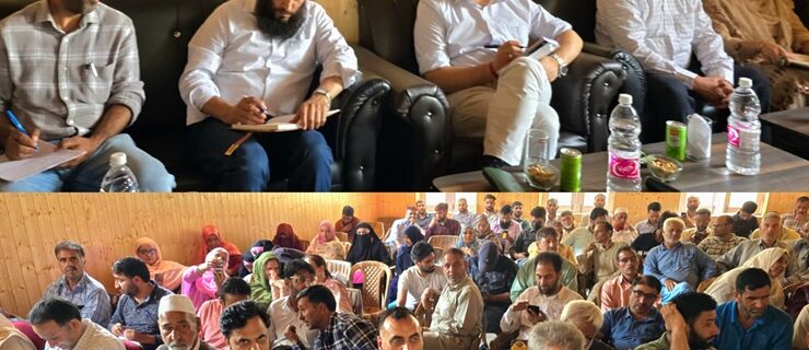 ضلع ترقیاتی کمشنر بارہمولہ کا اِمام باراں گوم احمد پورہ پٹن کا دورہ