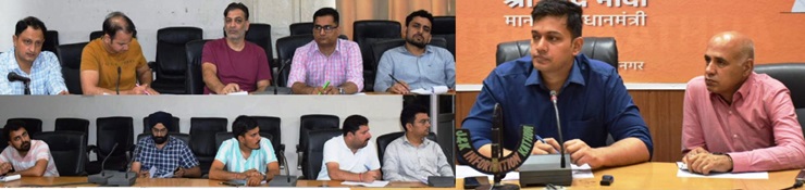 ضلع ترقیاتی کمشنر کٹھوعہ نے پی آر آئی اور بی ڈی سی گرانٹس کیلئے2024-25ء کے