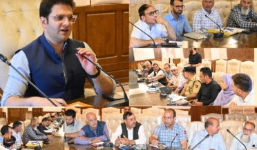 DC Kulgam reviews arrangements for Mela Kheer Bhawani