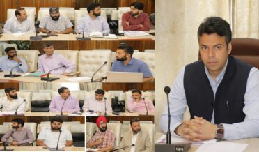 ضلع ترقیاتی کمشنر سری نگر نے ضلعی سطح کی آدھار مانیٹرنگ کمیٹی میٹنگ کی صدارت کی