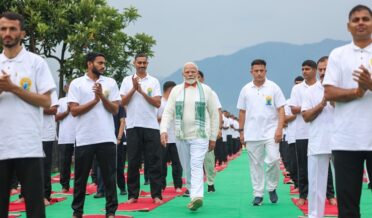 دنیا یوگا کو عالمی بھلائی کے طاقتور ایجنٹ کے طور پر دیکھتی ہے۔ وزیر اعظم