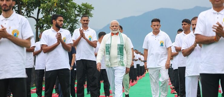 دنیا یوگا کو عالمی بھلائی کے طاقتور ایجنٹ کے طور پر دیکھتی ہے۔ وزیر اعظم