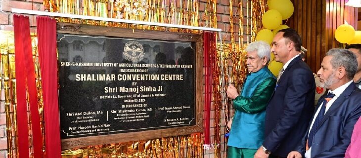 Lt Governor Sh Manoj Sinha inaugurated key infra projects and launched new academic programmes of SKUAST Kashmir. (6)