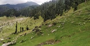 گلمرگ کے آس پاس دیگر قدرتی خوبصورتی سے مالا مال