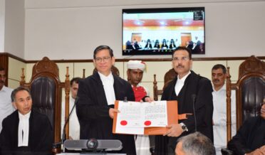 چیف جسٹس نے جسٹس راجیش سیکھری کو ایڈیشنل جج ہائی کورٹ کے عہدے کا حلف دِلایا