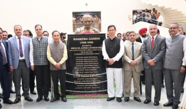 Chief Justice unveils Mahatma Gandhi bust inside High Court Complex
