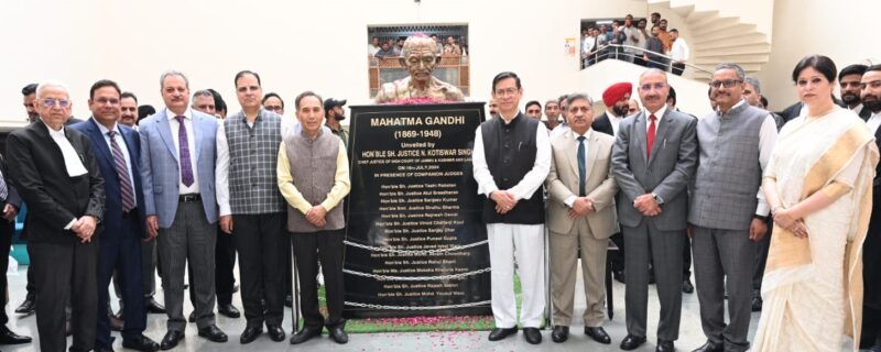 Chief Justice unveils Mahatma Gandhi bust inside High Court Complex