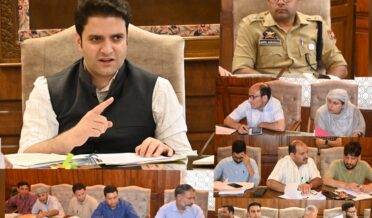 ضلع ترقیاتی کمشنر کولگام نے ڈِسٹرکٹ روڈ سیفٹی کمیٹی میٹنگ کی صدارت کی