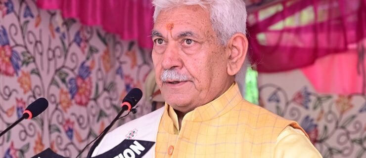 Lt Governor Sh Manoj Sinha paid obeisance to Mata Sidhlakshmi Asthapan, Lokbhawan, Anantnag