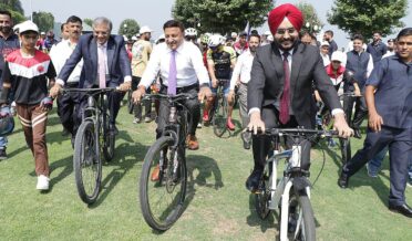 کشمیری نوجوانوں کا جمہوریت کے فروغ کیلئے زیادہ سے زیادہ اِنتخابی حصہ لینے کا عزم