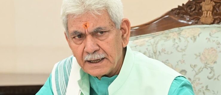 لیفٹیننٹ گورنر نے آرمی چیف اور آرمی کمانڈر، ناردرن کمانڈ کے ساتھ سیکورٹی صورتحال کا جائزہ لیا