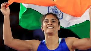 ونیش پھوگھاٹ کا دہلی ایئرپورٹ پر پُرجوش خیرمقدم، پہلوان بیٹی کی آنکھوں سے نکلے آنسو