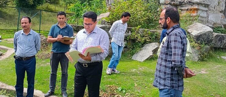 سدھا نے آرکائیوز ، آرکیالوجی ڈیپارٹمنٹ کے ذریعے کئے جانے والے کاموں کا معائینہ کیا