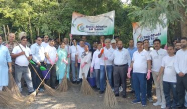 Jammu wing of J&K, Ladakh HC observes Gandhi Jayanti, 10th anniversary of SBM