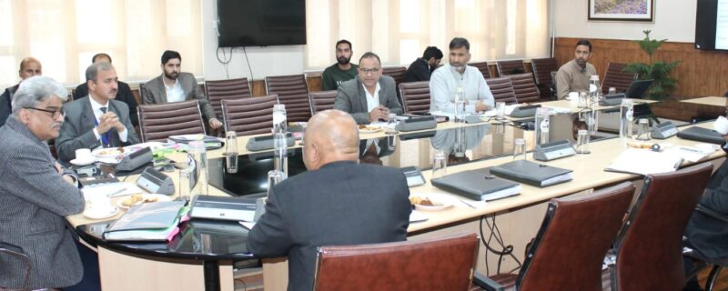 چیف سیکرٹر ی نے سینک سکول مانسبل کی ایگزیکٹیو کمیٹی میٹنگ کی صدارت کی