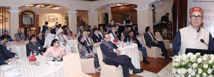 وزیر اعلیٰ عمر عبداللہ کی ورلڈ کرافٹ کونسل کے مندوبین سے ملاقاتوزیر اعلیٰ عمر عبداللہ کی ورلڈ کرافٹ کونسل کے مندوبین سے ملاقات