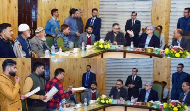 وزیر اعلیٰ عمر عبداللہ نے گاندربل حلقے کا دورہ کیا