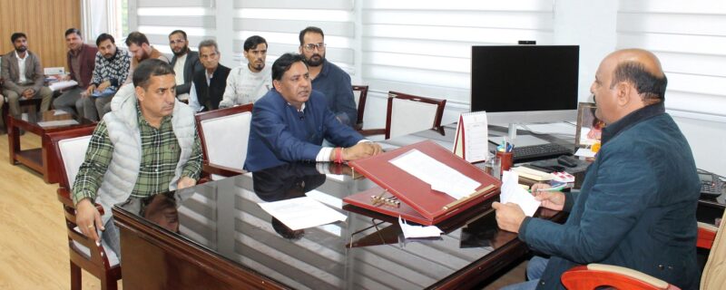 حکومت عوامی شکایات کے بروقت اَزالے کیلئے پُر عزم ہے۔ نائب وزیرا علیٰ