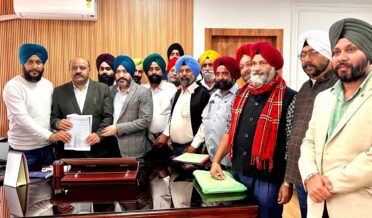 نائب وزیر اعلیٰ کی کٹھوعہ ڈِی جی پی سی کے وفد سے ملاقات