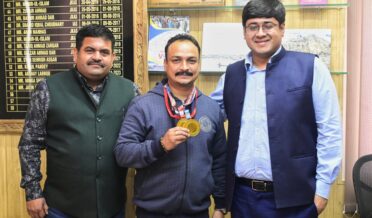 جتن کشور نے گولڈ میڈل جیتنے والے گگن سنگھ جموال کو مُبارک باد دی