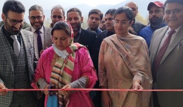 سکینہ مسعود اِیتو نے لولاب سب ڈویژن کا تفصیلی دورہ کیا