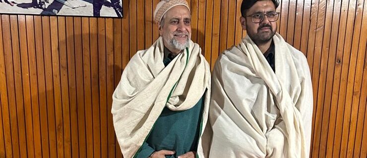 ستیش شرما نے بابا نگری کنگن میں حاضری دی