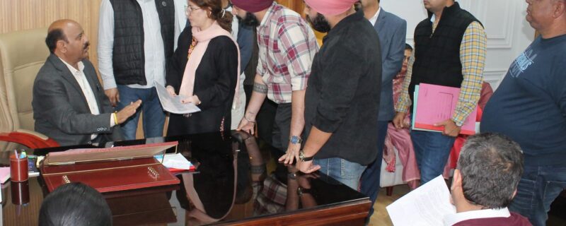 متعدد وفودنے نائب وزیراعلیٰ سے ملاقات کی