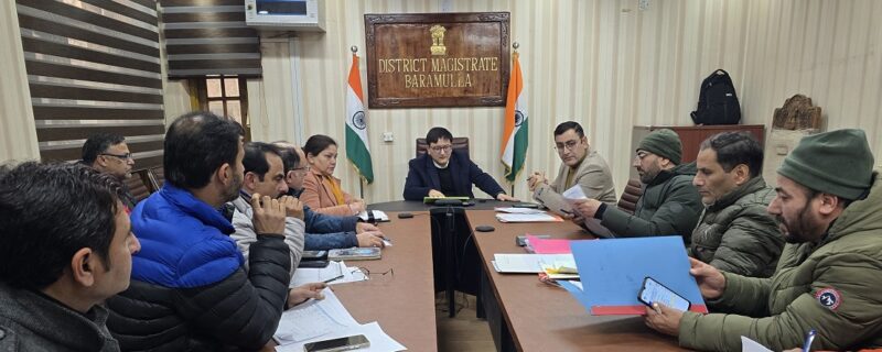 ضلع ترقیاتی کمشنر بارہمولہ نے ڈی ایل سی میٹنگ کی صدارت کی