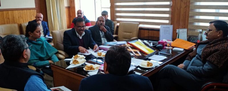 سبز چارے کی فراہمی کیلئے فصلوں کے منصوبے مرتب کئے جائیں ۔ جاوید احمد رانا