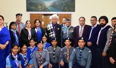 لیفٹنٹ گورنر نے سکاؤٹس اینڈ گائیڈز کے ساتھ بات چیت کی