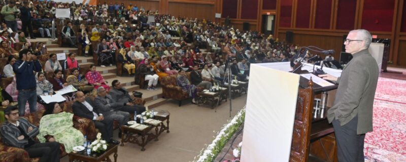 وزیر اعلیٰ عمر عبداللہ نے جے کے آر ایل ایم کے ’اُمید ‘ پروگرام کو مضبوط بنانے کے عزم کا اعادہ کیا